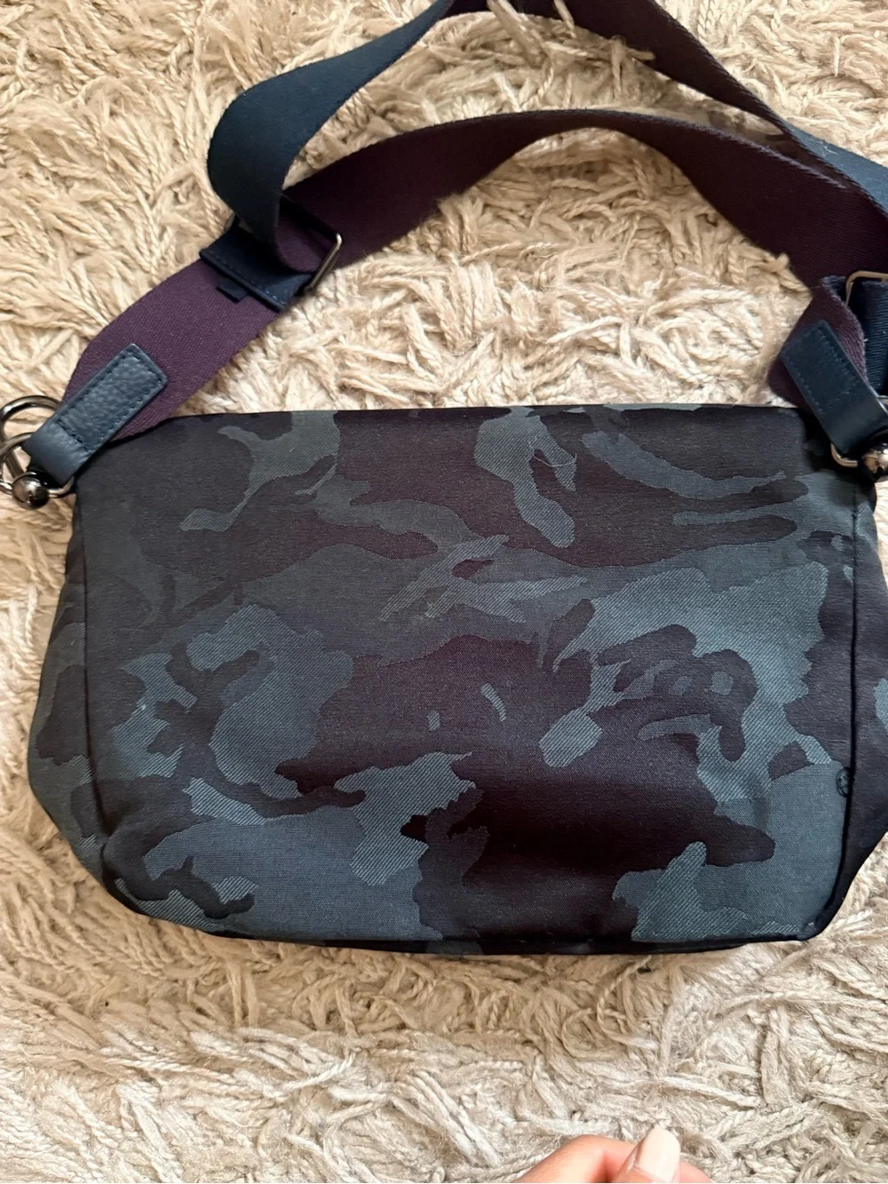 lululemon all night festival bag Jacquard Camo Crossbody Messenger black strap